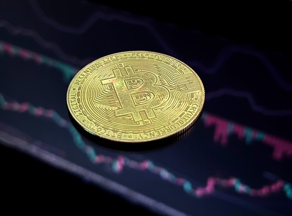 Buying Bitcoin by exchanging cryptocurrency
